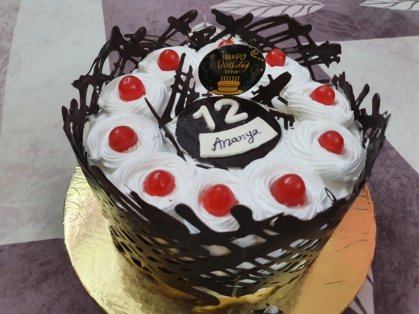 Black Forest Cake - 2 pound